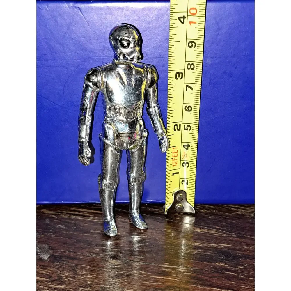 1977 Star Wars Rebellion Robot